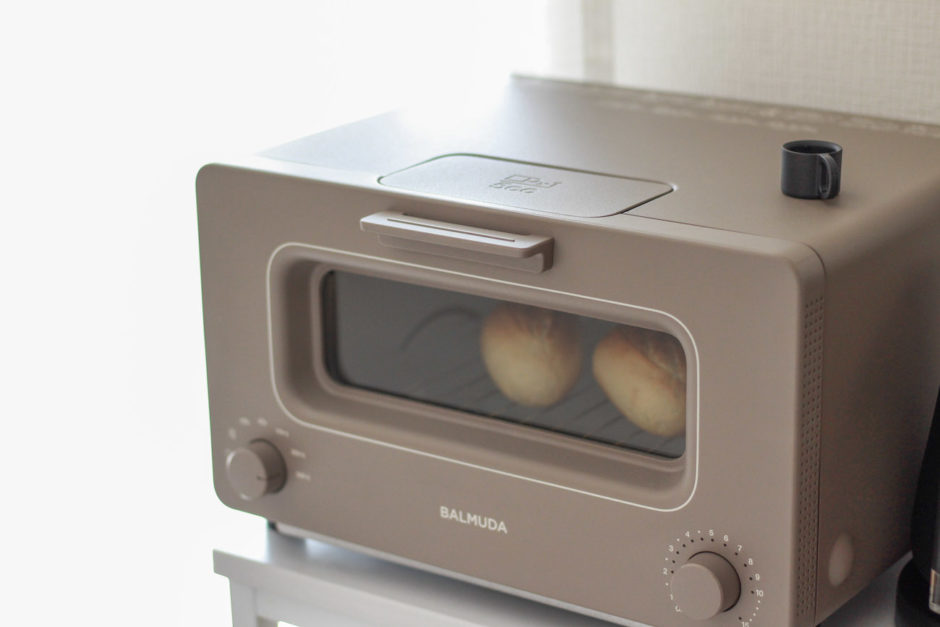 画像:サブスクライフでレンタルできるBALMUDA The Toaster(バルミューダのトースター)